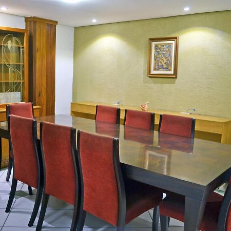 Colossi Hotel Porto Alegre Buitenkant foto