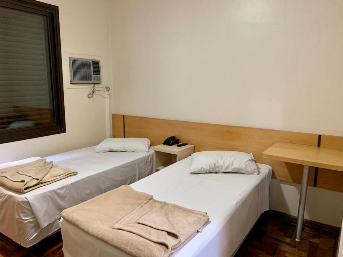 Colossi Hotel Porto Alegre Buitenkant foto
