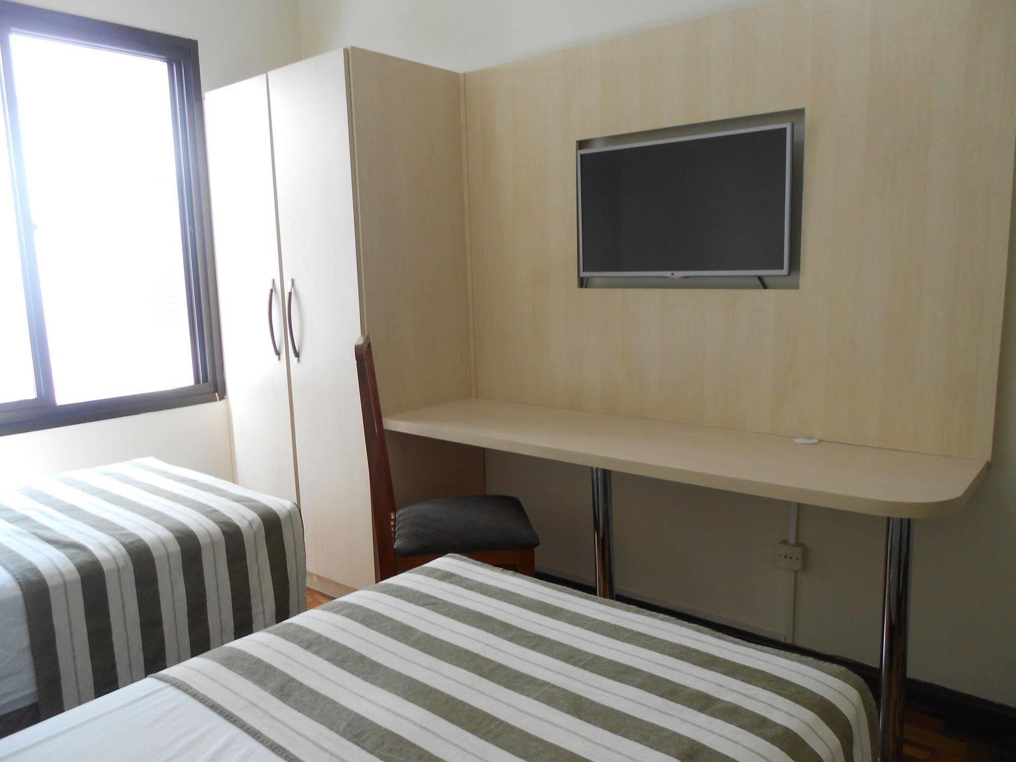Colossi Hotel Porto Alegre Buitenkant foto