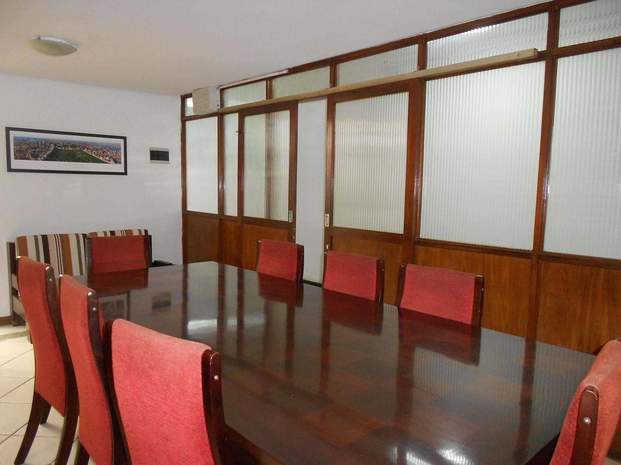 Colossi Hotel Porto Alegre Buitenkant foto