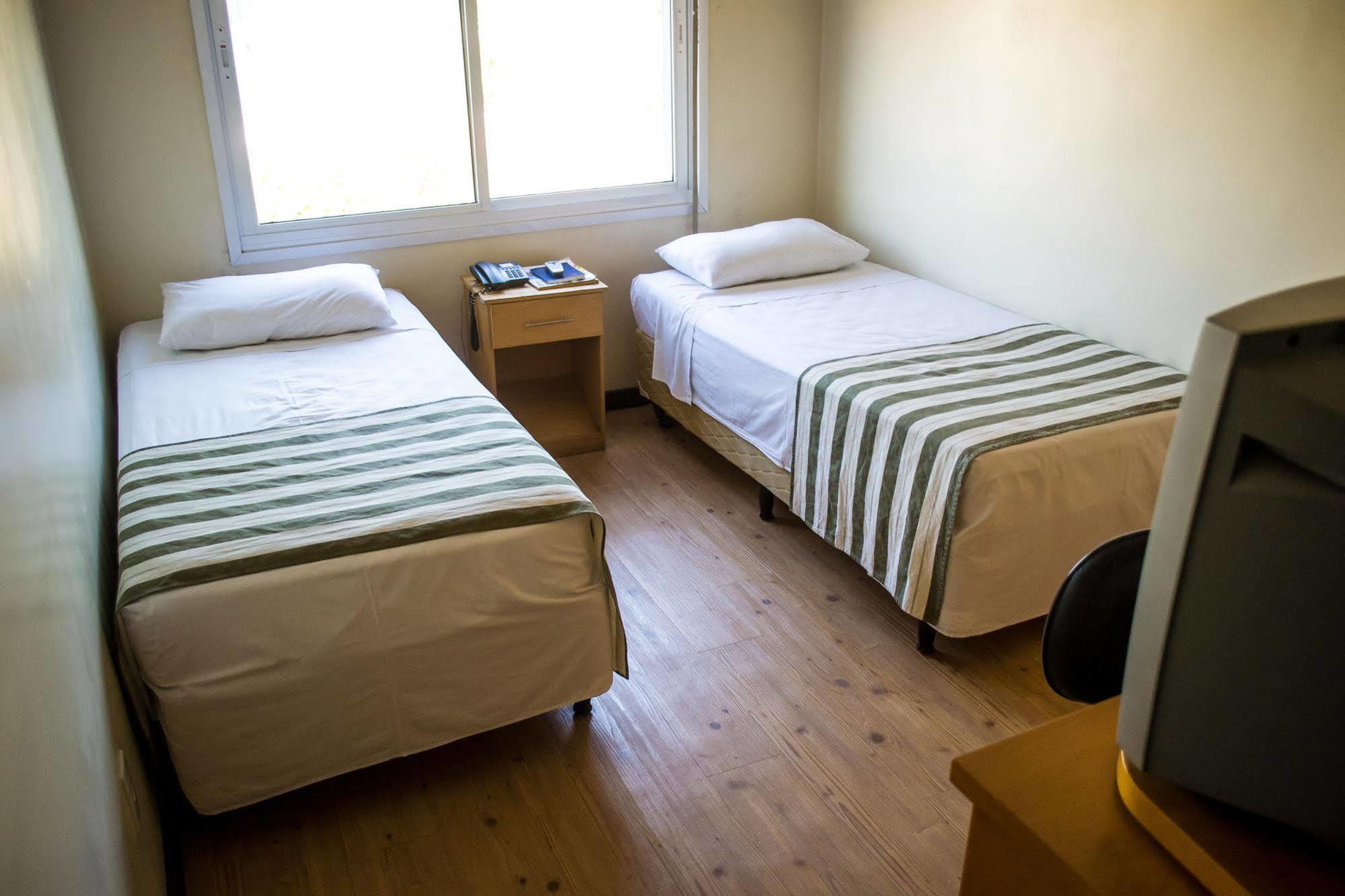 Colossi Hotel Porto Alegre Buitenkant foto