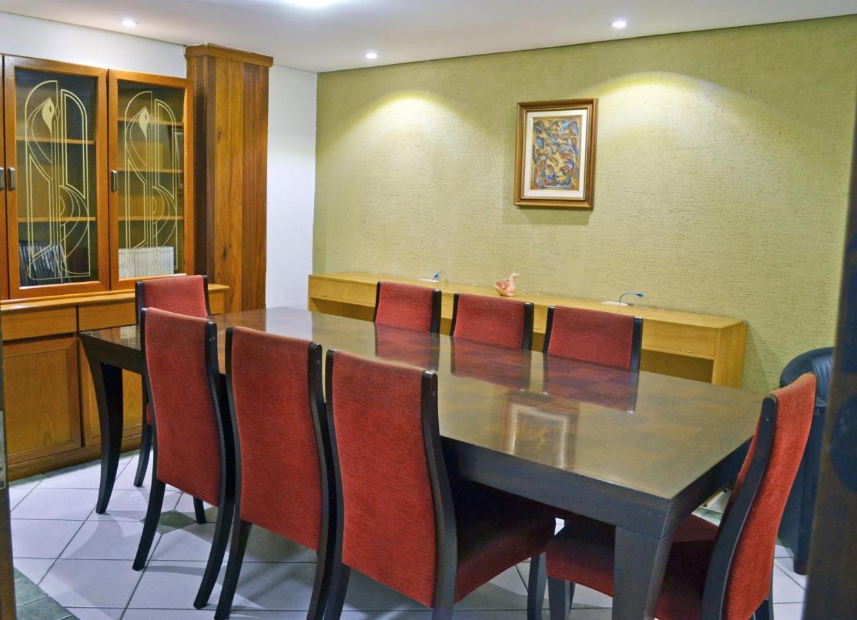Colossi Hotel Porto Alegre Buitenkant foto